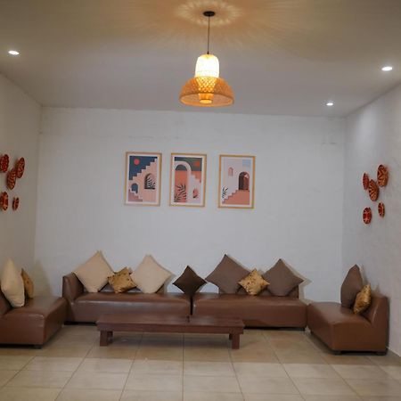 Hotel Happy Retreats - Kai Chik Ballāpur Esterno foto