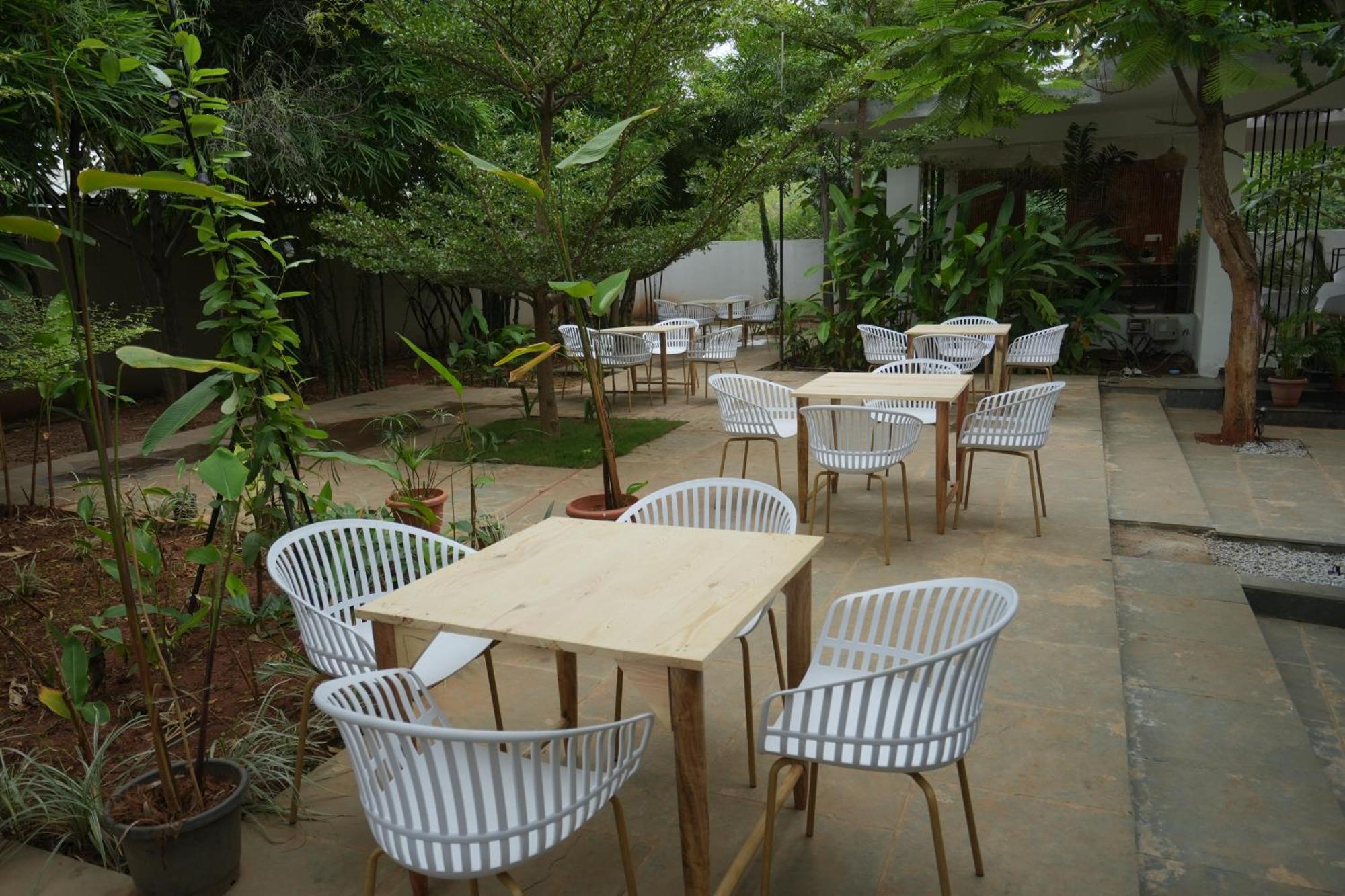 Hotel Happy Retreats - Kai Chik Ballāpur Esterno foto